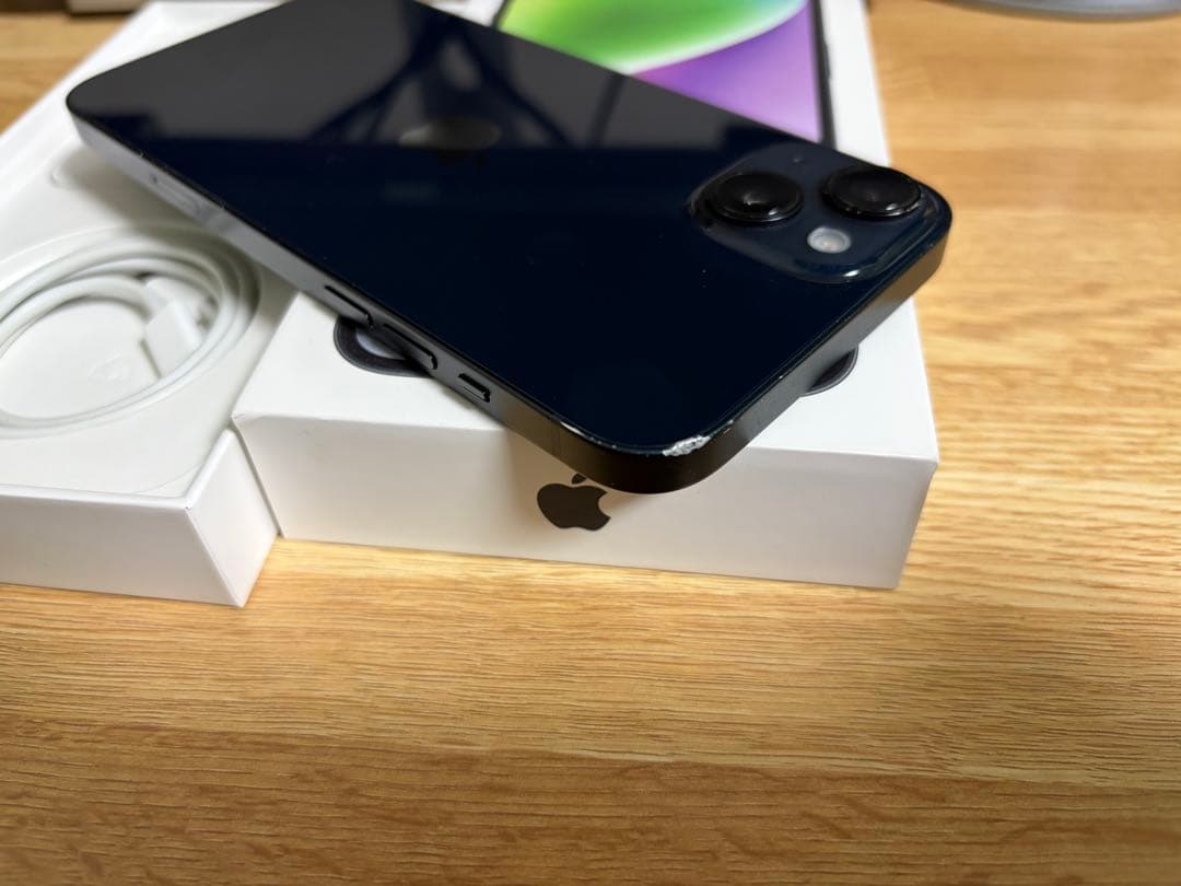 【たむ】Apple iPhone 14 Plus 256GBミッドナイト