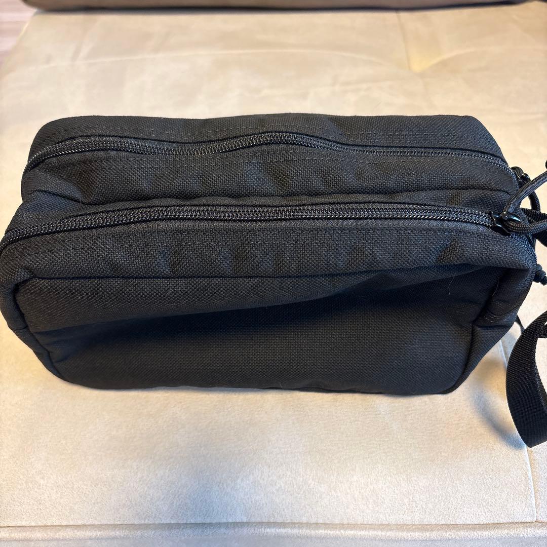 【美品】BRIEFING GOLF ダブルジッパーポーチ　ブラック