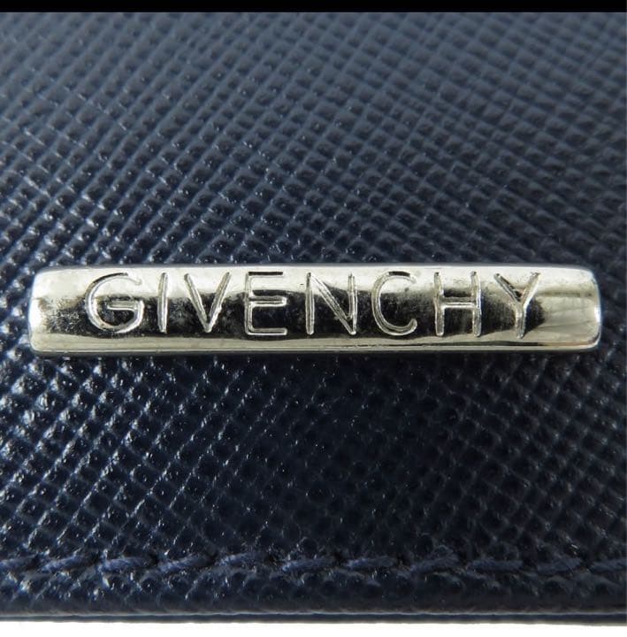 値下げ、新品ジバンシー GIVENCY 名刺入れ　未使用カードケース　箱あり