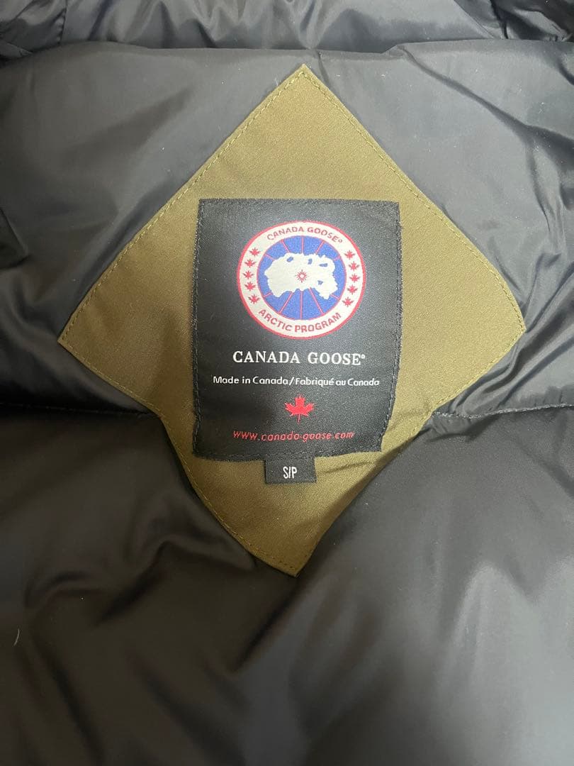 カナダグースダウンジャケット　ラブラドールボンバー
