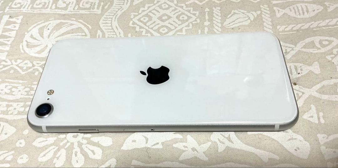 iPhone SE 2 ホワイト128GB