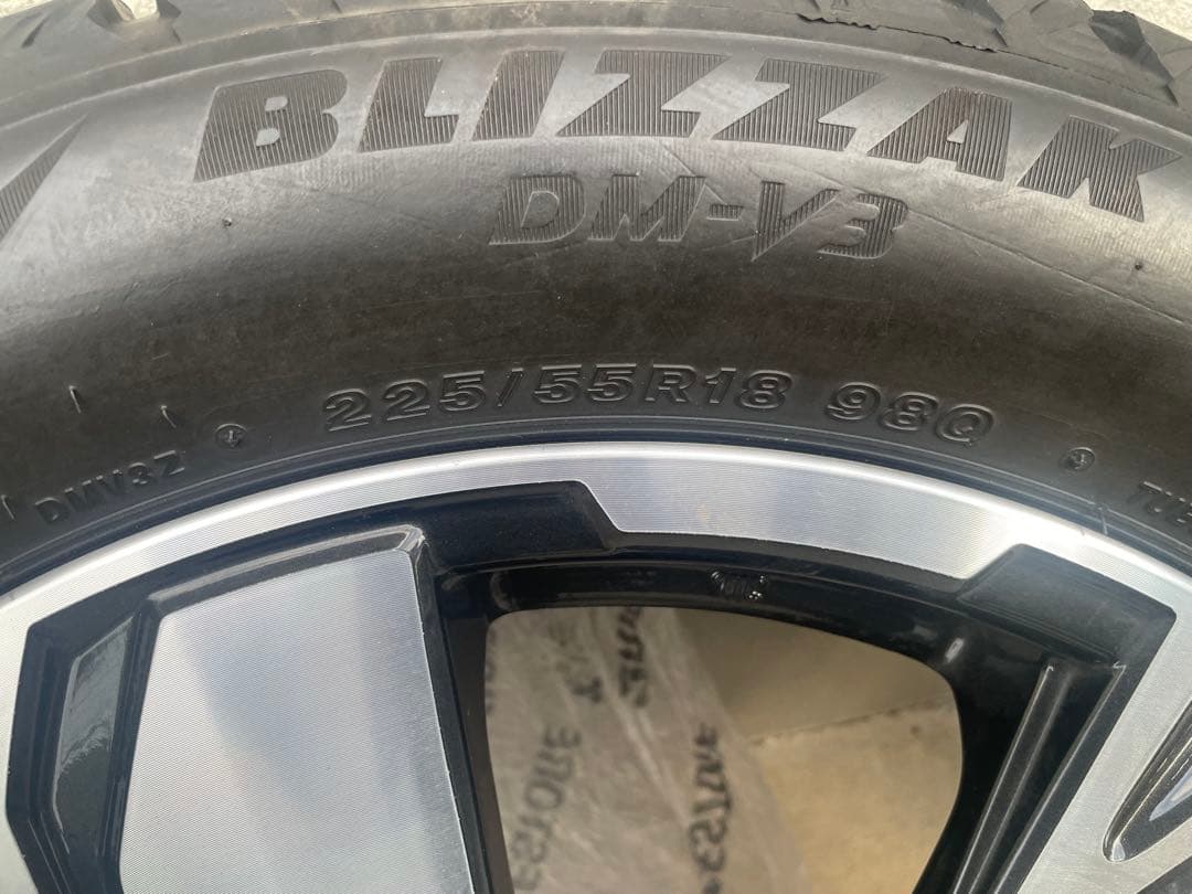 スタッドレスタイヤセット　スバル