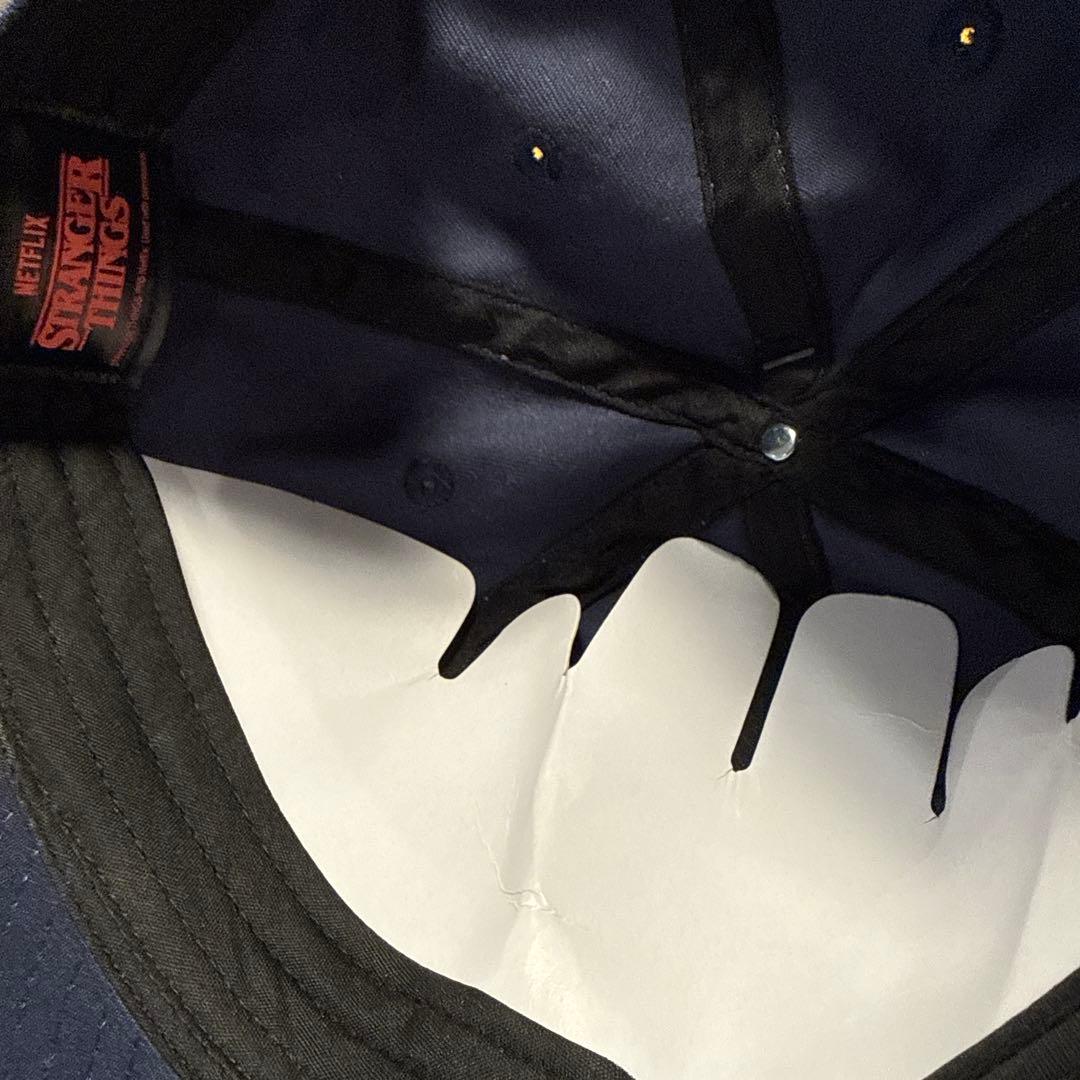 ストレンジャーシングス キャップ ユニセックスSTRANGER THINGS