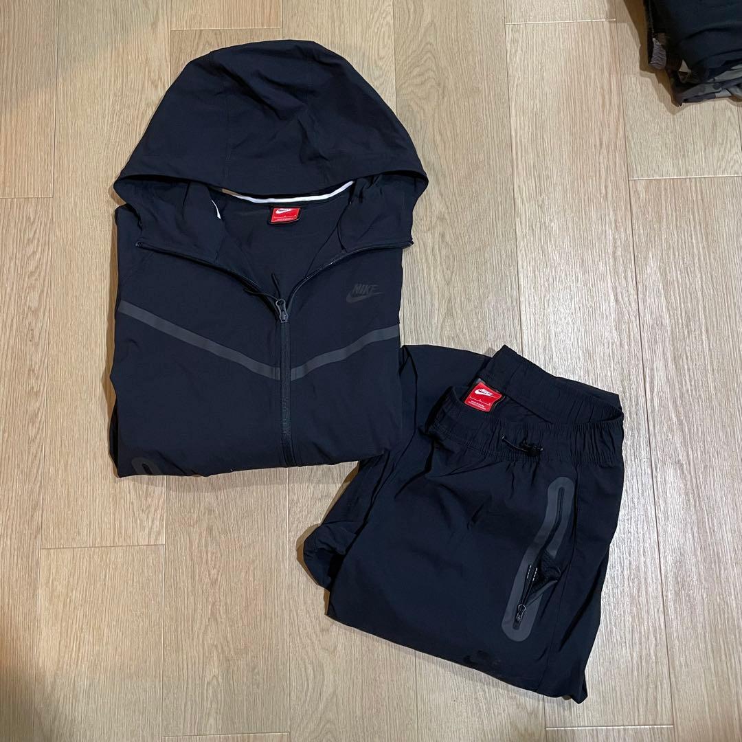 NIKE ナイキ テック ウィンドランナーブラック Lサイズ