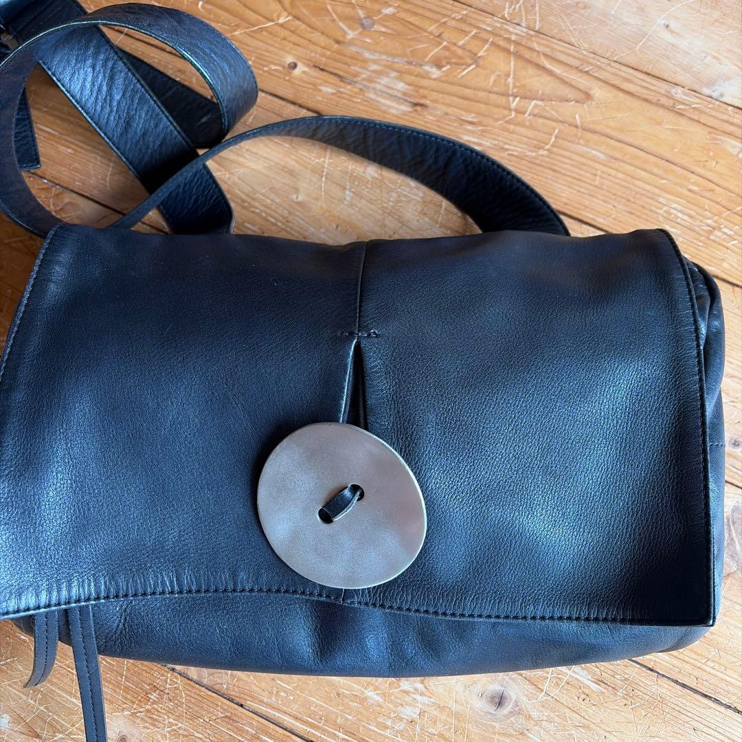 Kawa Kawa カワカワ ボタンバックL