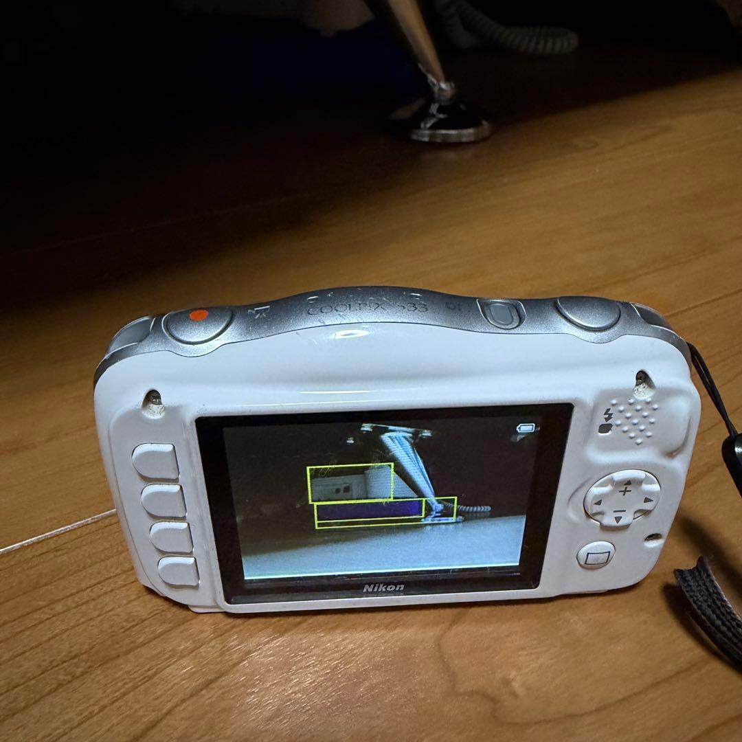 Nikon ニコン COOLPIX デジカメ S33 ホワイト