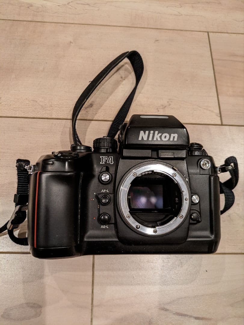 NikonF4 +単焦点レンズNikon50mm f1.4