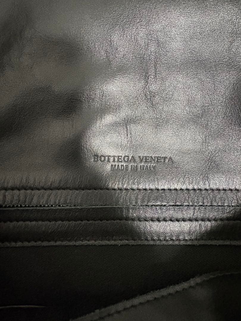 BOTTEGA VENETA ブラックショルダーバッグ