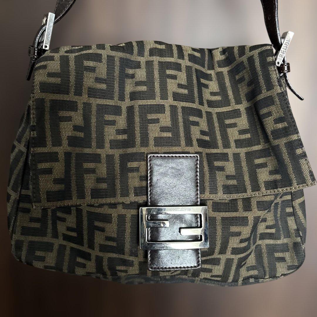 Fendi FFロゴプリント ショルダーバッグ　マンマ