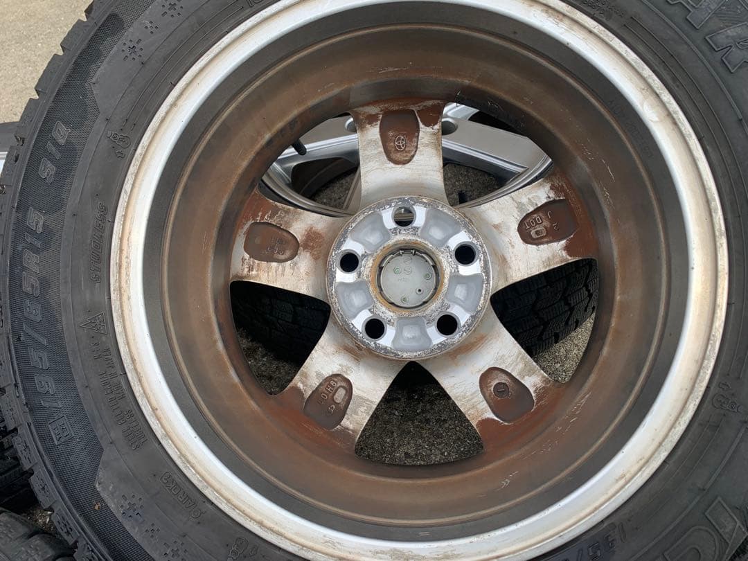 価格商談歓迎。ヴォクシー純正ホイール　スタッドレスタイヤホイールセット