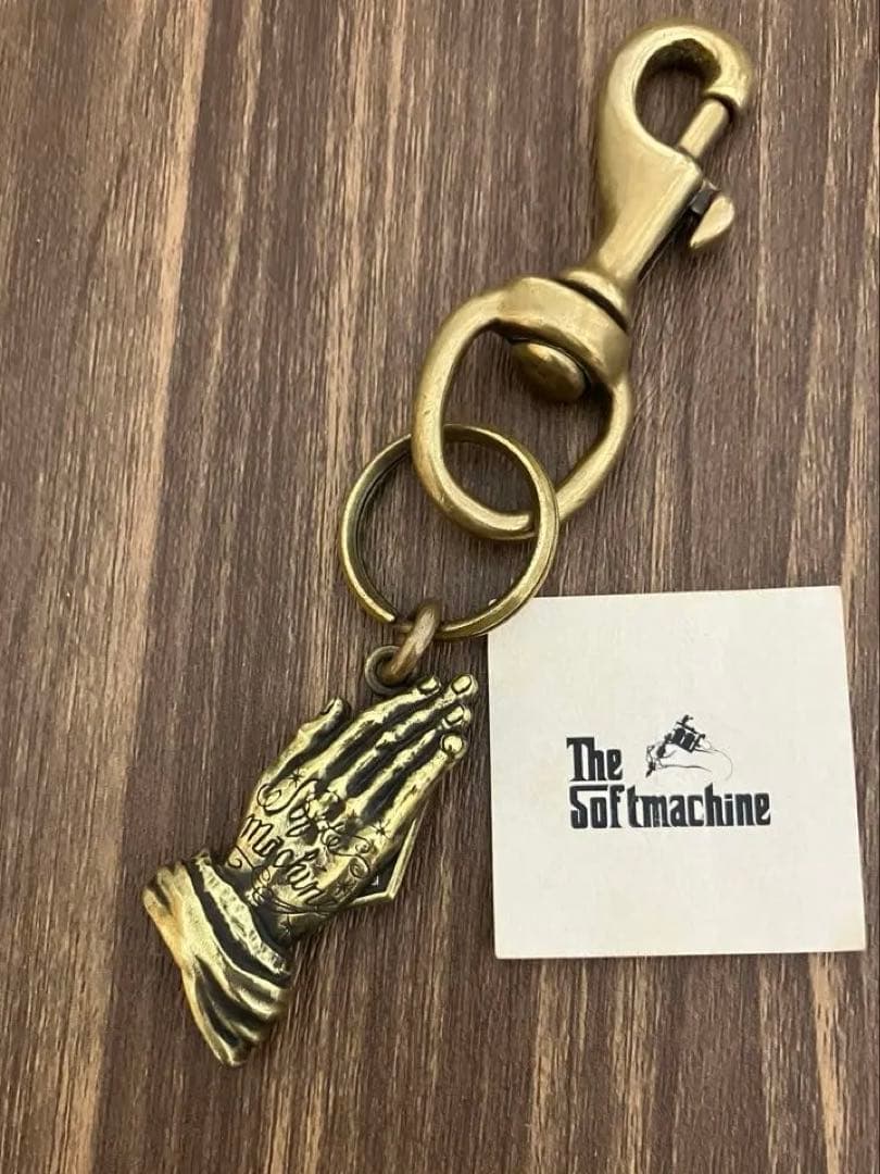 SOFTMACHINE × VOLCOM KEY CHAIN