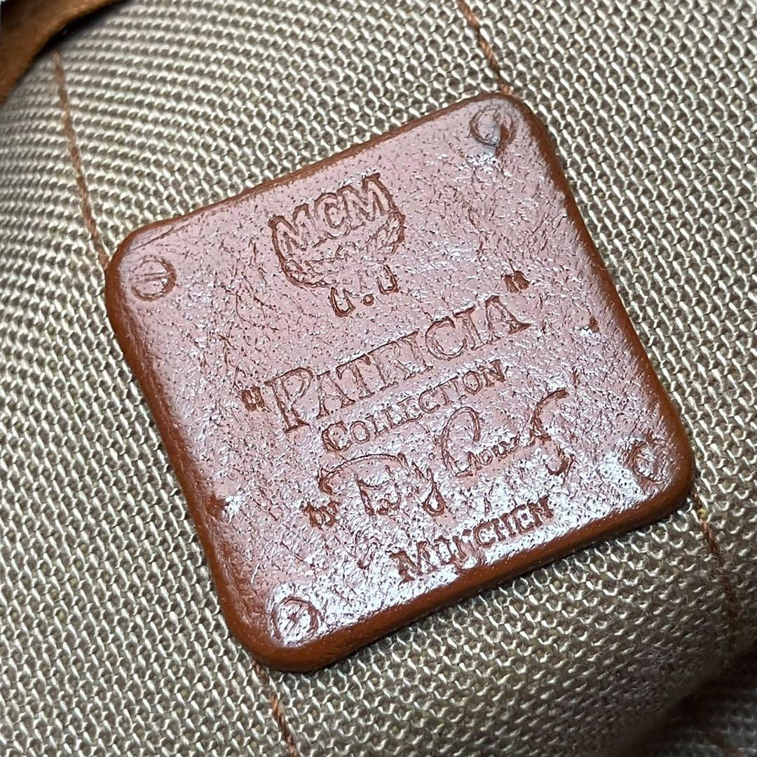 【美品】MCM エムシーエム　ボディバッグ　レザー　ヴィセトス柄　コニャック