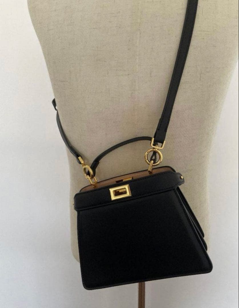 FENDI ピーカブー スモール 2WAY 黒 美品