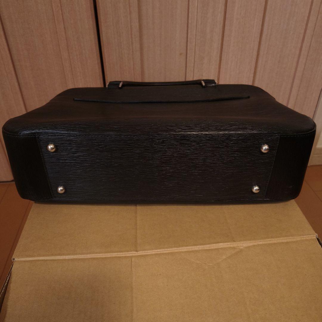 ペッレモルビダ キャピターノ ブリーフケース ビジネスバッグ