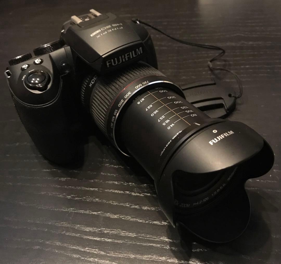 FUJI FILM デジタルカメラ　FINEPIX HS20EXR