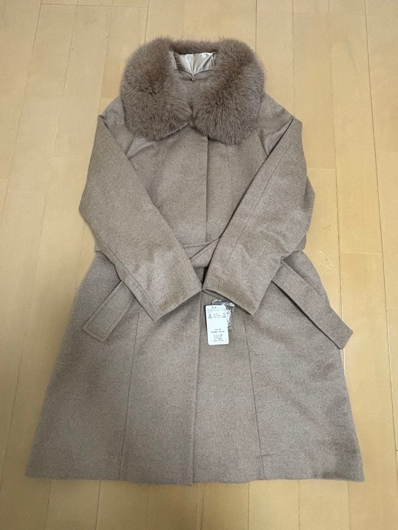 【新品未使用品】カシミヤ100% ベルト付ロングコート　ベージュ