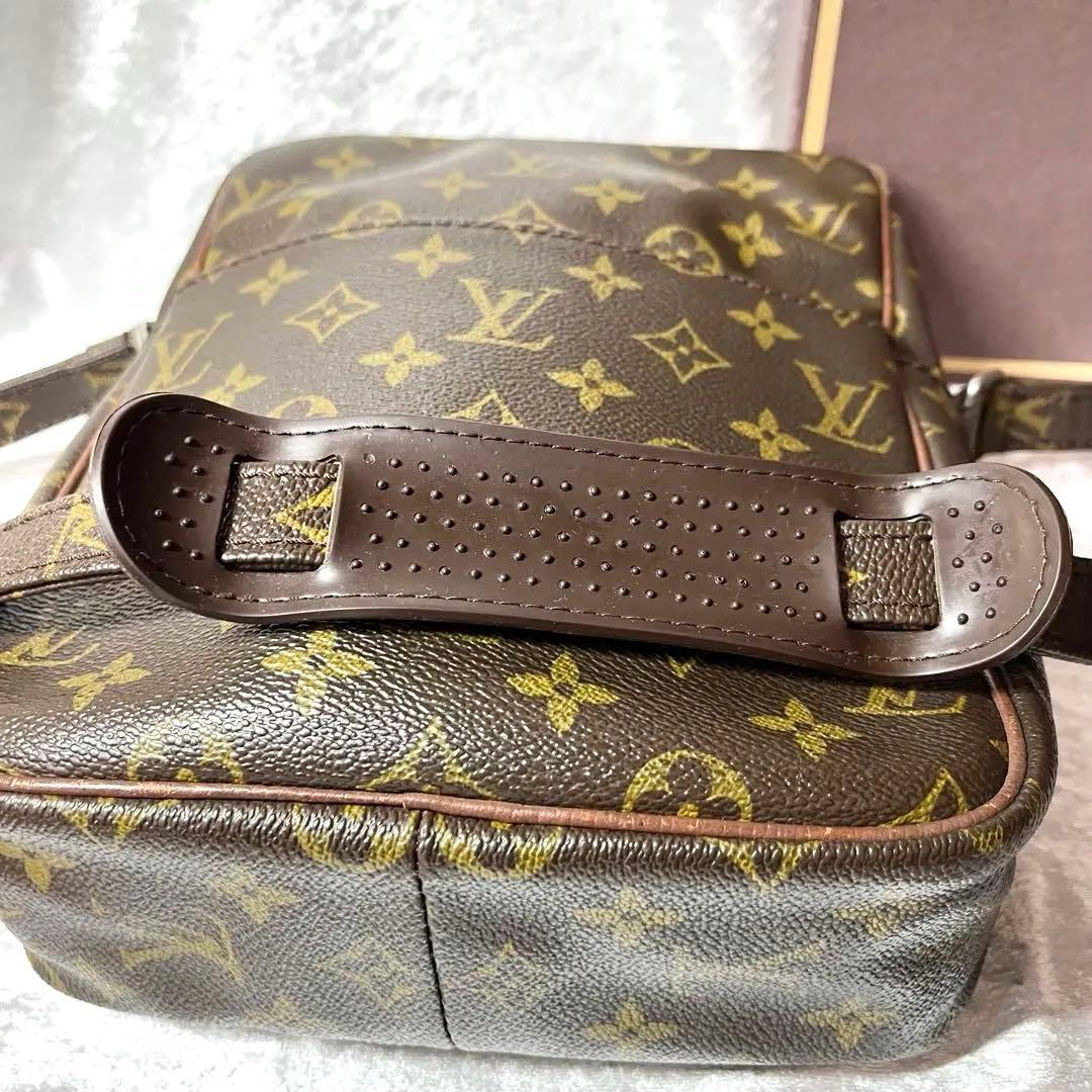 ルイヴィトン　ヴィンテージ 旧ダヌーブショルダーバッグ モノグラム 箱付き