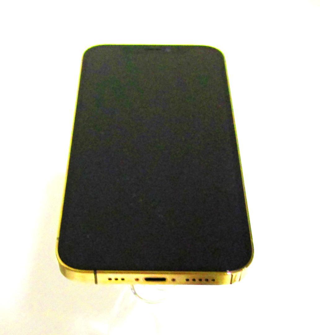 ihone12Pro250Gケース他