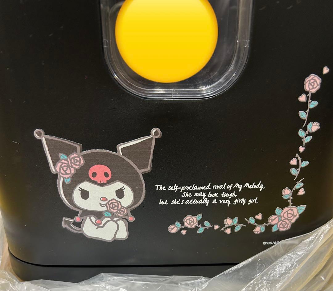 未使用　ポータブル　保冷温庫　8ℓ 車でも使える2電方式　サンリオ