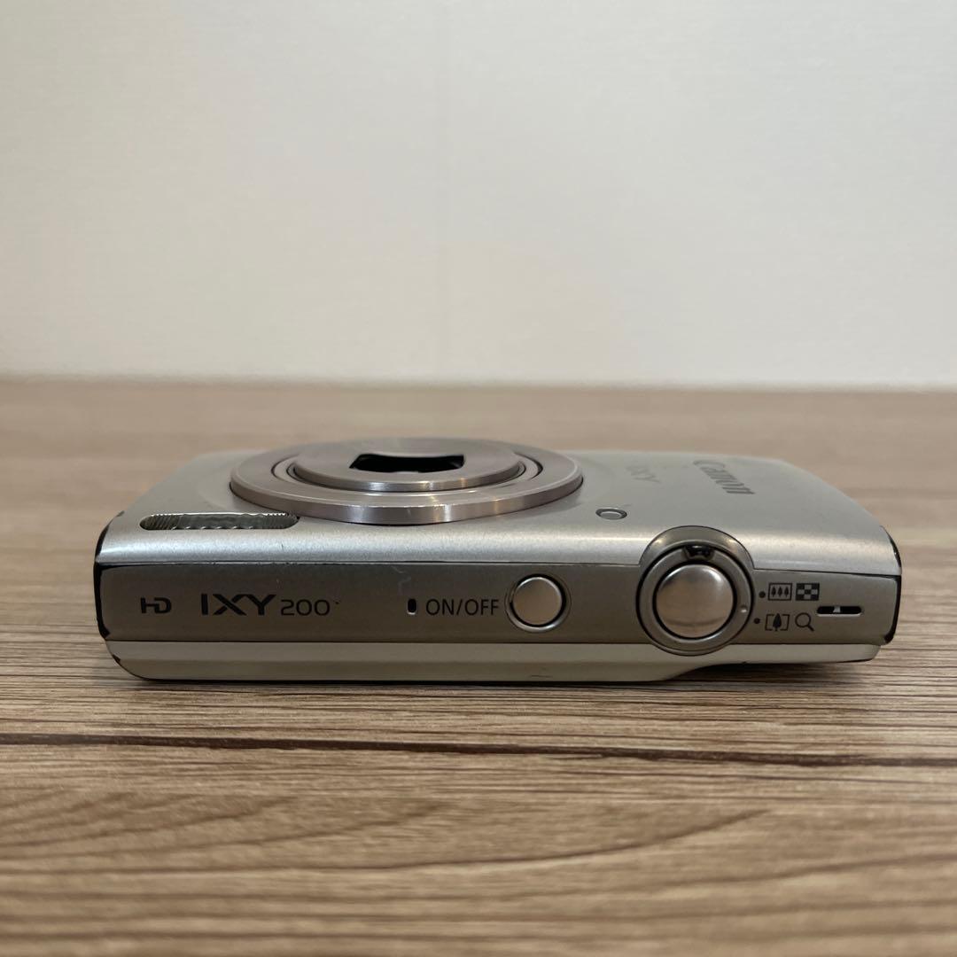 3188 Canon IXY 200 シルバー デジカメ ジャンク品