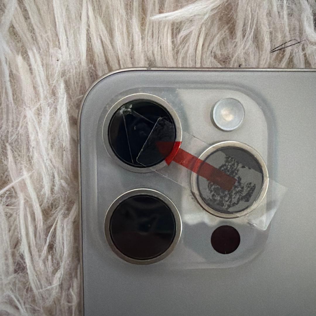 Apple iPhone 15Pro 本体