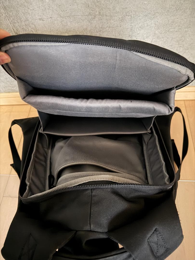 【美品】cote&ciel コートエシエル M 正規品・PC対応・立体構造