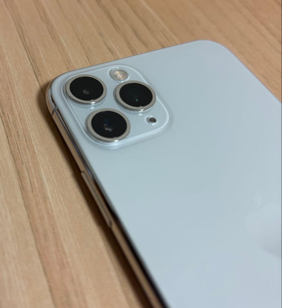 iPhone 11 pro シルバー　64GB SIMフリー