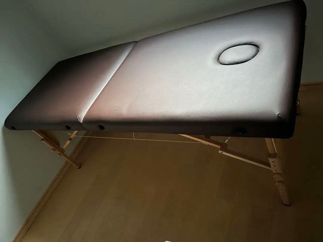 【値下げ】seven beauty折りたたみ式マッサージベッド ブラウン