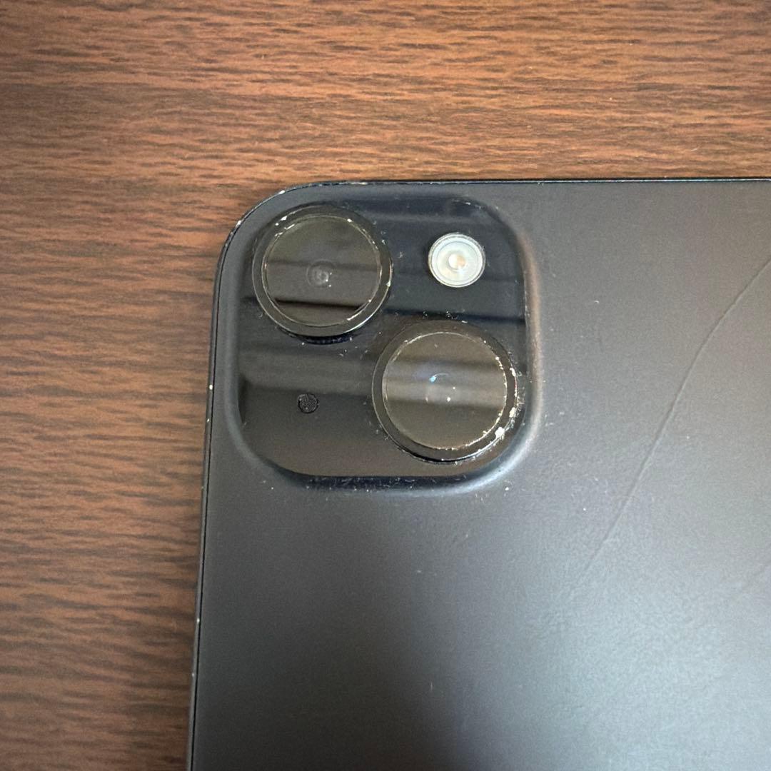 iPhone15plus、256GB、1年ほど使用済み、機能不備なし