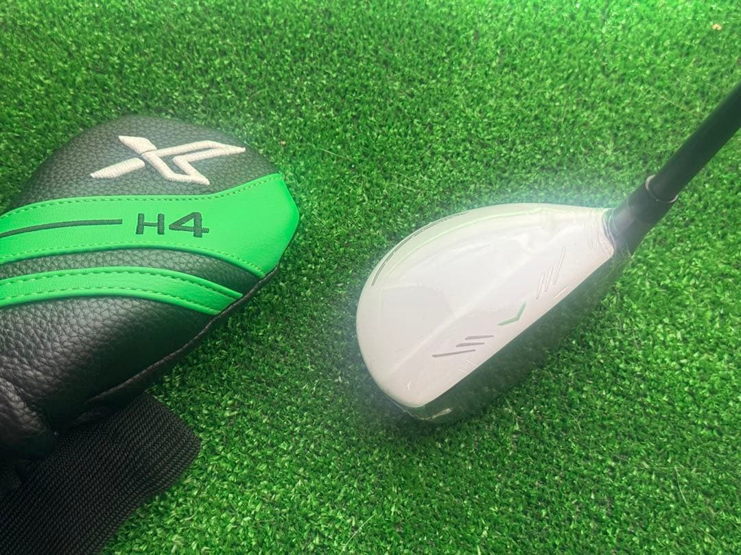 最安値！新品！希少 ホワイトモデル ゼクシオ エックス H4 XXIO X U4