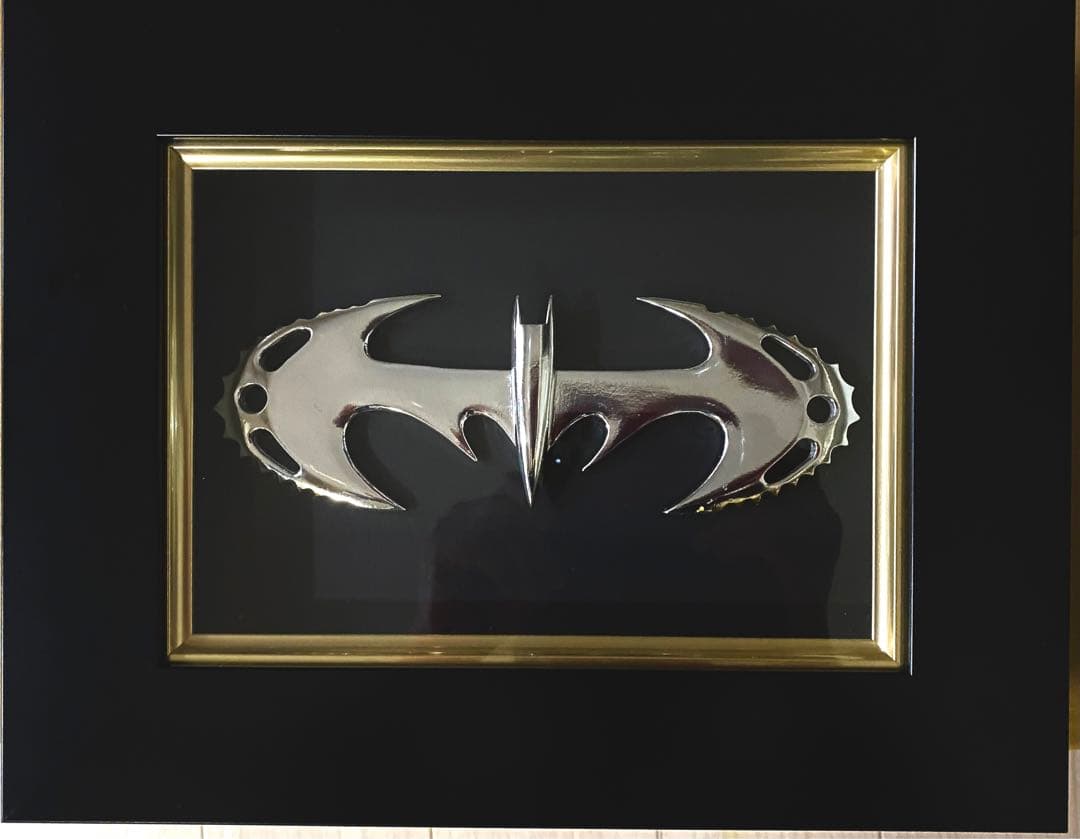 貴重激レア、世界限定 バッドマンロビン/映画で使用、世界18個NO4 証明書付き