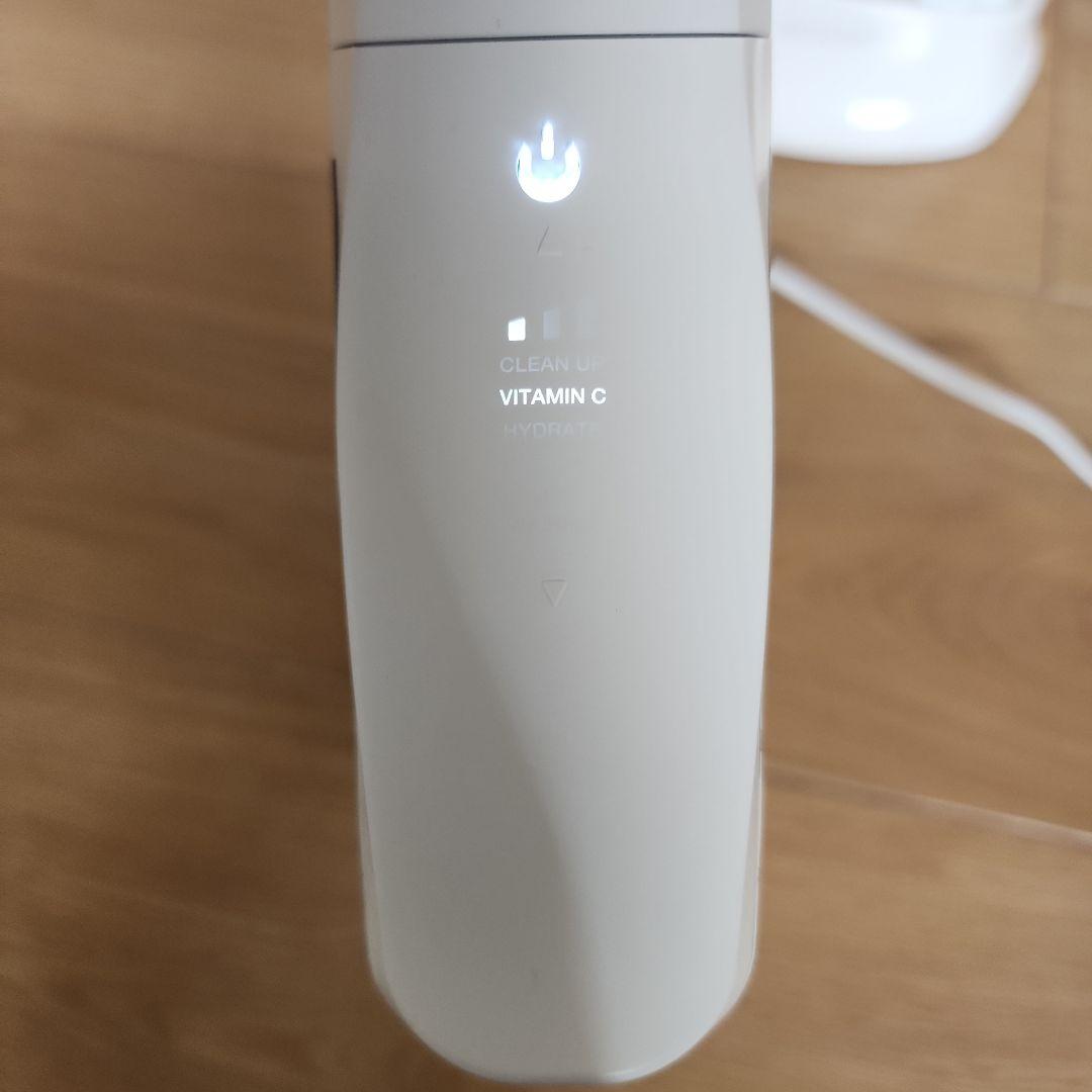 アーティストリー 美顔器 vitaminn c導入タイプ 充電器付き