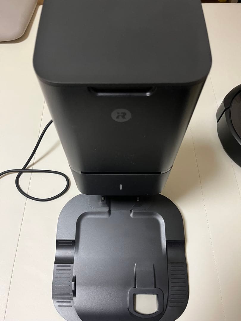 【美品】ルンバ i7+ アイロボット ロボット掃除機 2020年製