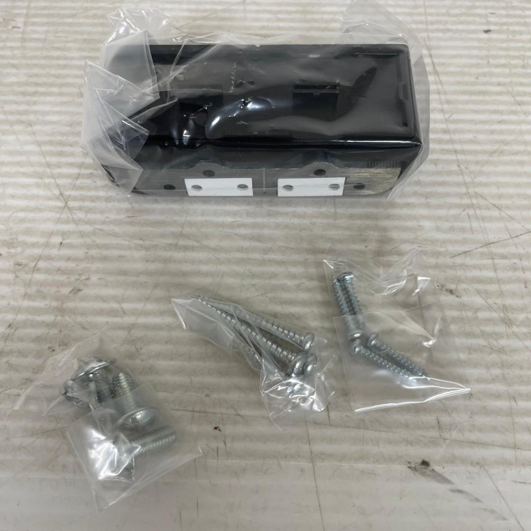 【WOODONE】 ボードレール用ブラケット TB67011-B7 ３個セット