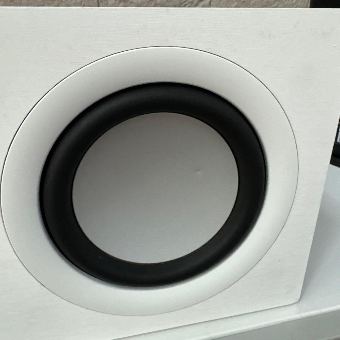 KEF Q250C センタースピーカー　ホワイト