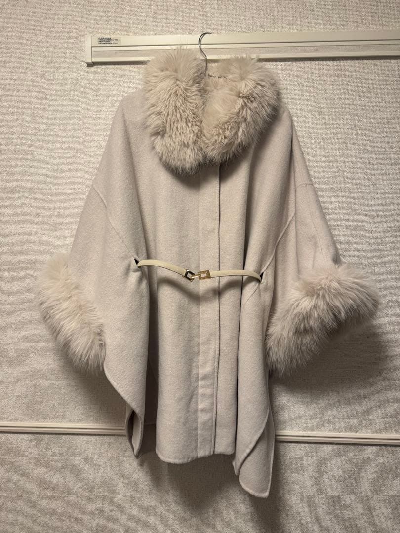 2024 ファー付きミドルケープコート アイボリー 1度のみ着用