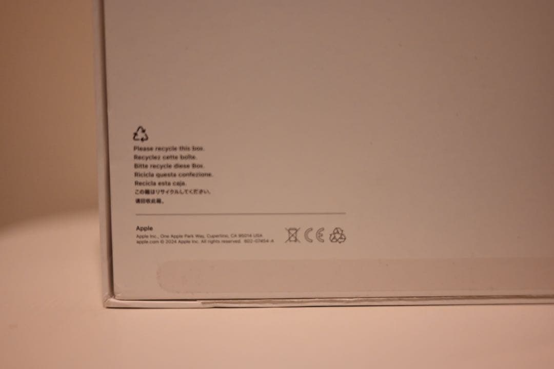 新色　AirPods MAX スターライトワイヤレスヘッドフォン 本体