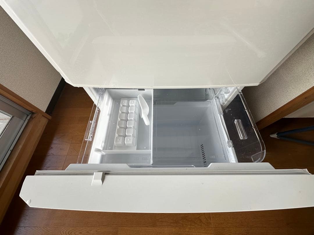 【美品】　【値下げ】三菱冷凍冷蔵庫 335L 3ドア MR-C34C-W