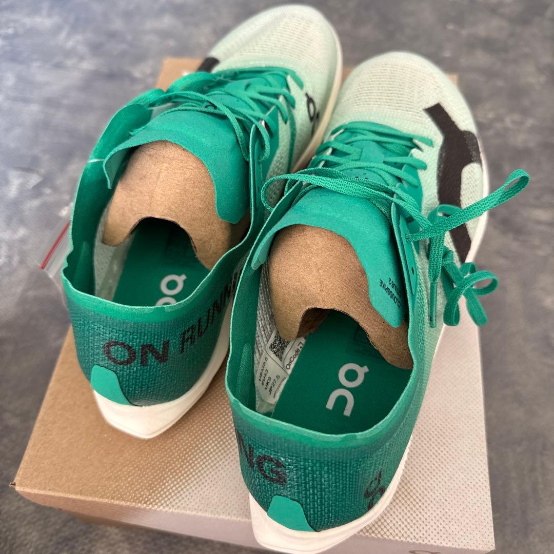 スパイク・シューズ On Cloudspike Citius 2 27.5cm