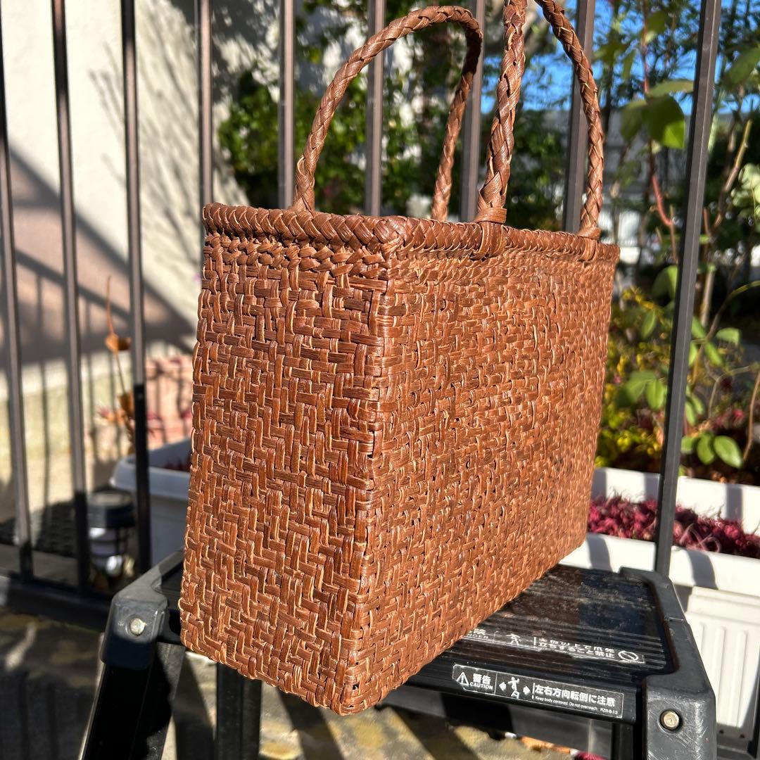 天然素材 の山葡萄かごバッグ