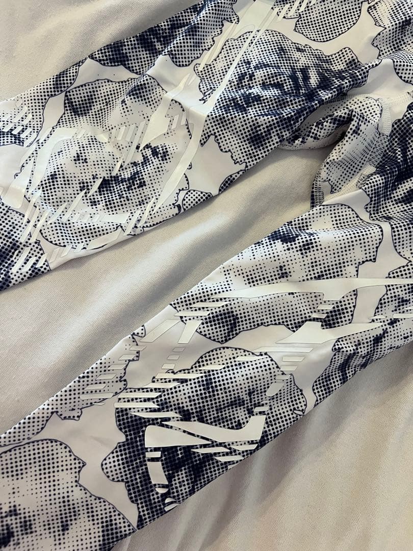 adidas by Stella McCartney 花柄 レギンス ランニング