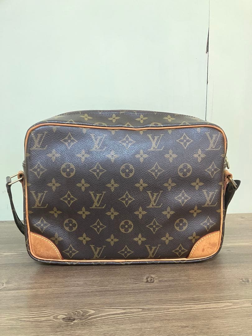 ルイヴィトン　ナイル　ショルダーバッグ