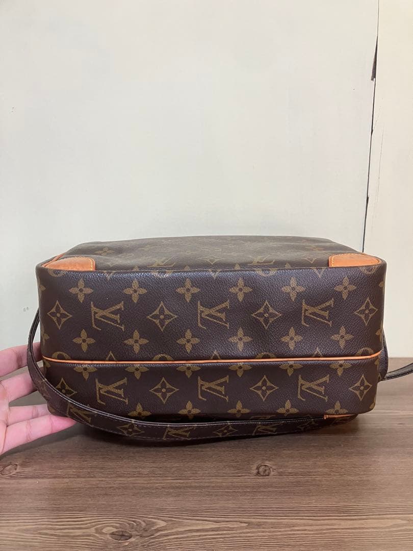 ルイヴィトン　ナイル　ショルダーバッグ