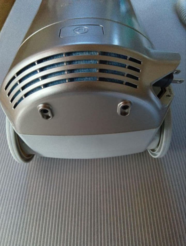 未使用　日立 掃除機　CV-KP900J N