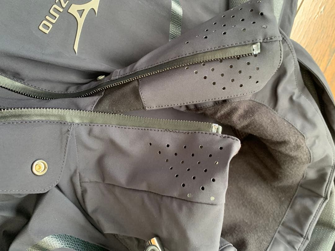 ミズノ スキーウェア ヒーター付き 上位モデル 1/2ジャケット画像