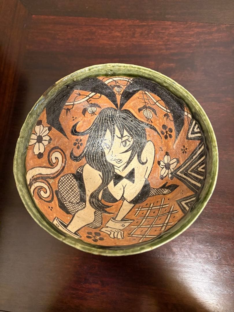 アニメ風茶碗と木製箱セット