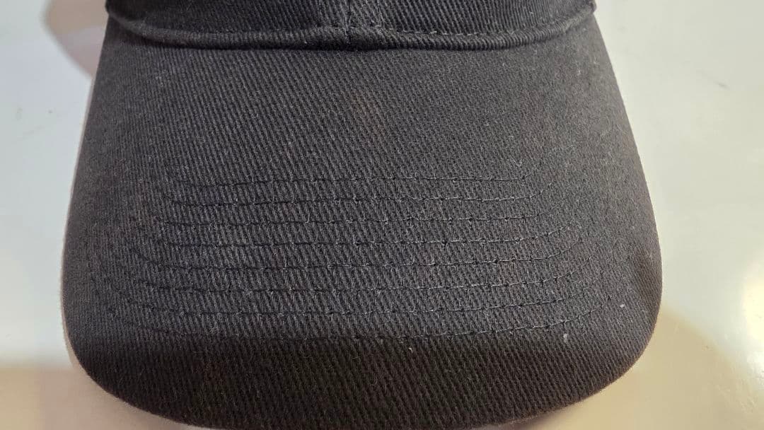 BALENCIAGA ベースボールキャップ ブラッ