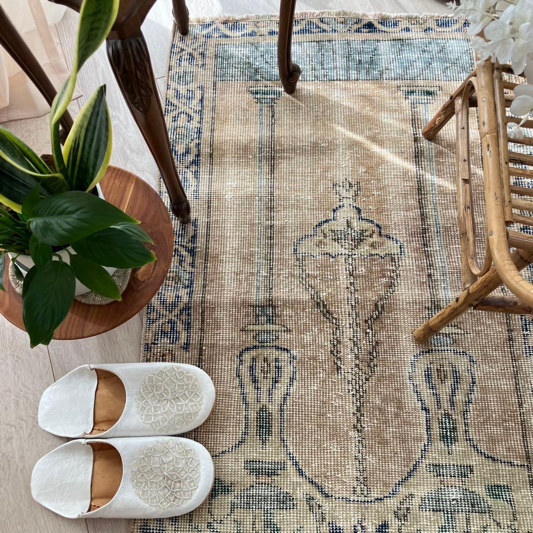 アート✳︎塔✳︎シャンデリア　キャラメルベージュ　ブルー　トルコヴィンテージラグ