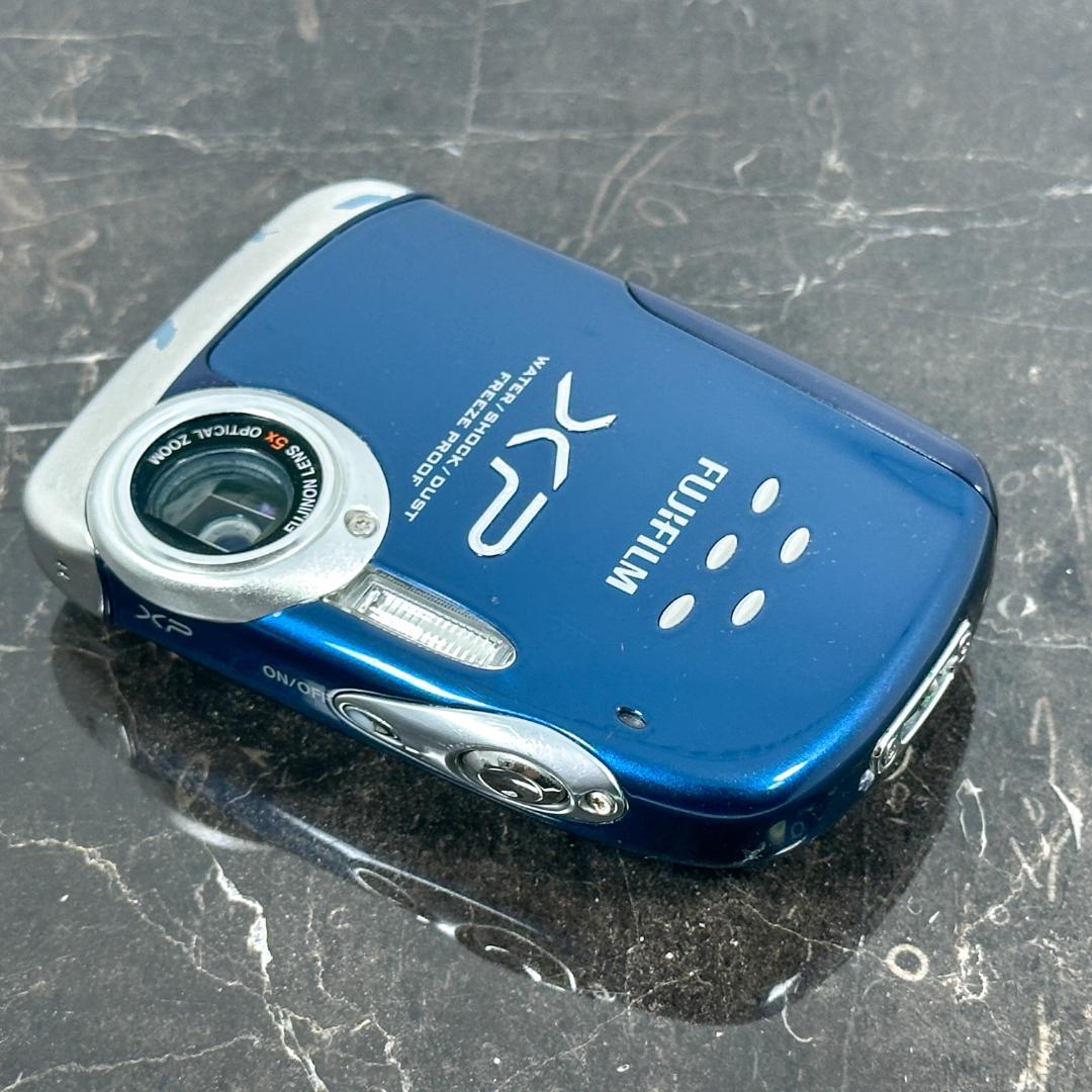 FUJIFILM フジフィルム FINEPIX XP10