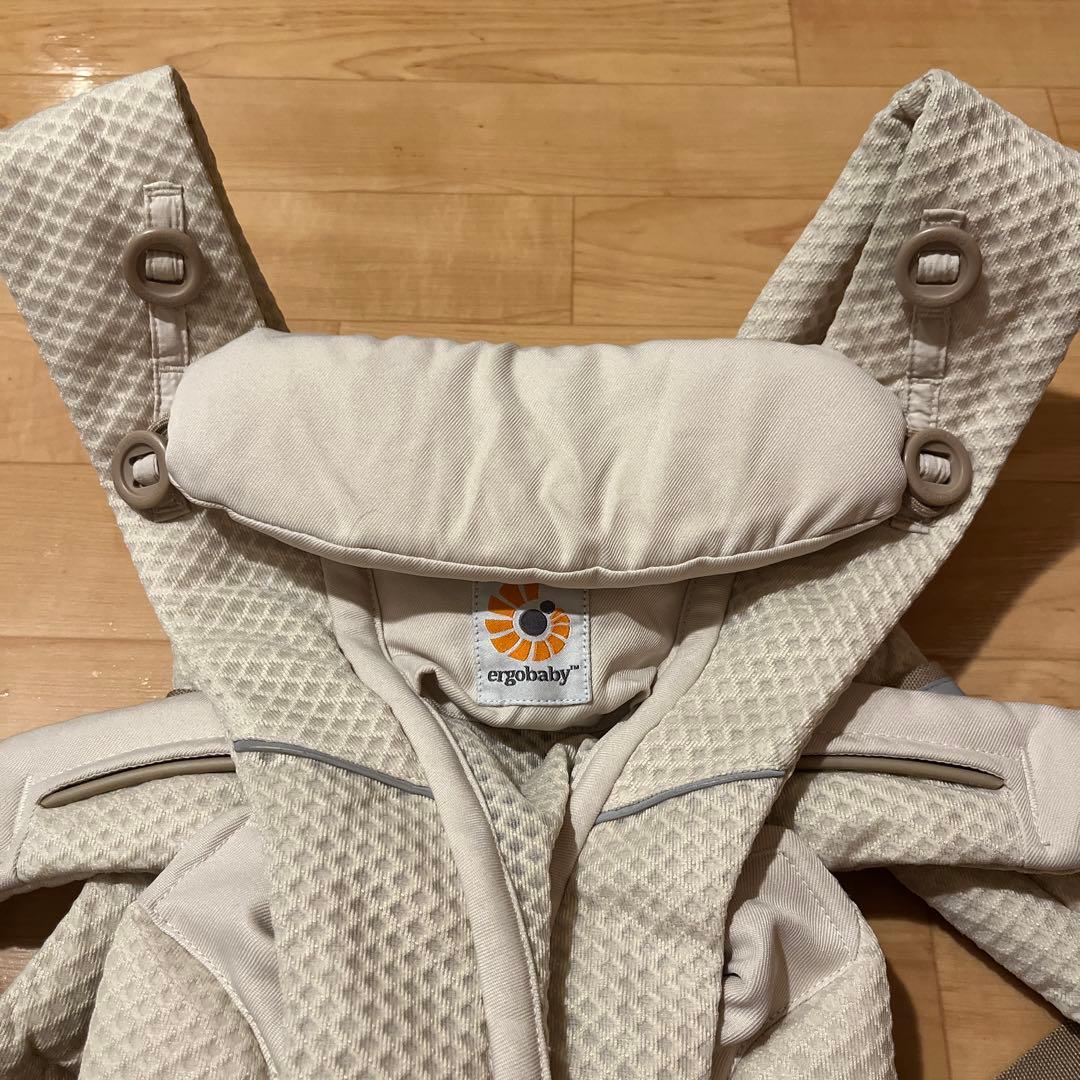 【美品】エルゴベビー オムニブリーズ ナチュラルベージュ